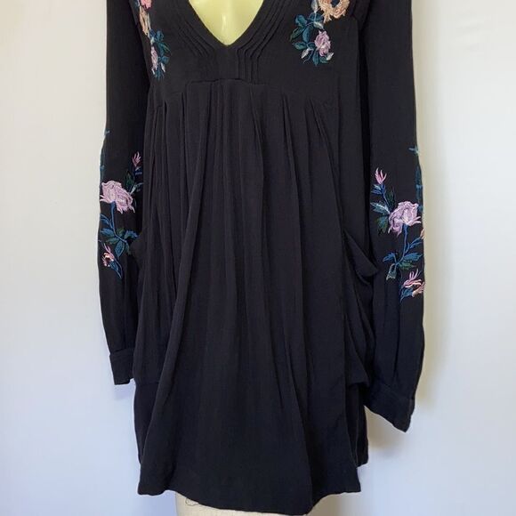 Free People Dress Tunic Embroidered Oversized  Midnight Blue Sz Sm Nwot - Picture 4 of 9